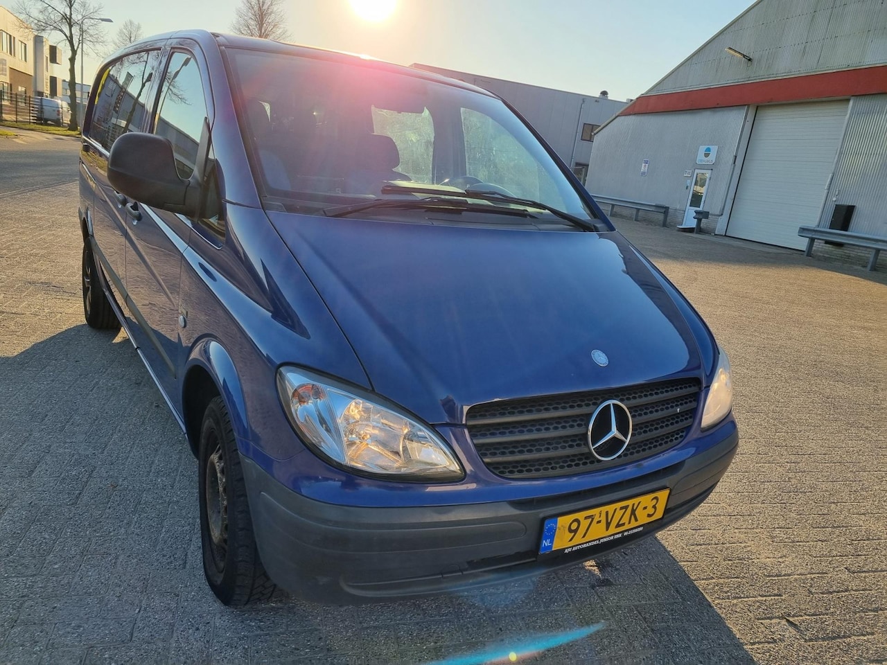 Mercedes-Benz Vito - 111 CDI 320 Lang DC luxe Choice 111 CDI 320 Lang DC luxe Choice - AutoWereld.nl