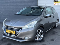 Peugeot 208 - 1.4 VTi Allure PANO/LEDER/CRUISE/CLIMA/LMV/ORGNL