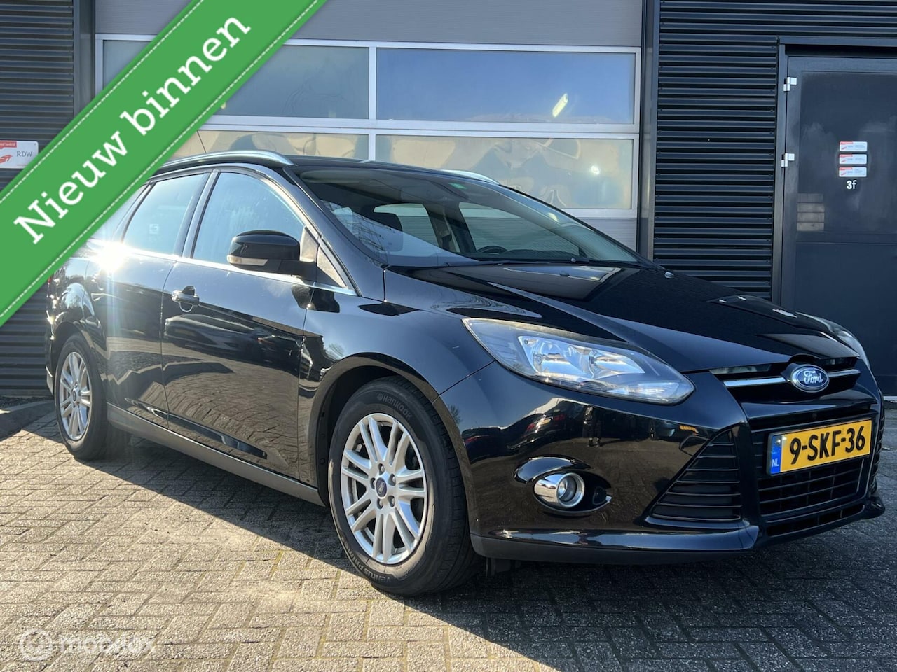 Ford Focus Wagon - 1.0 EcoBoost Titanium 1.0 EcoBoost Titanium - AutoWereld.nl