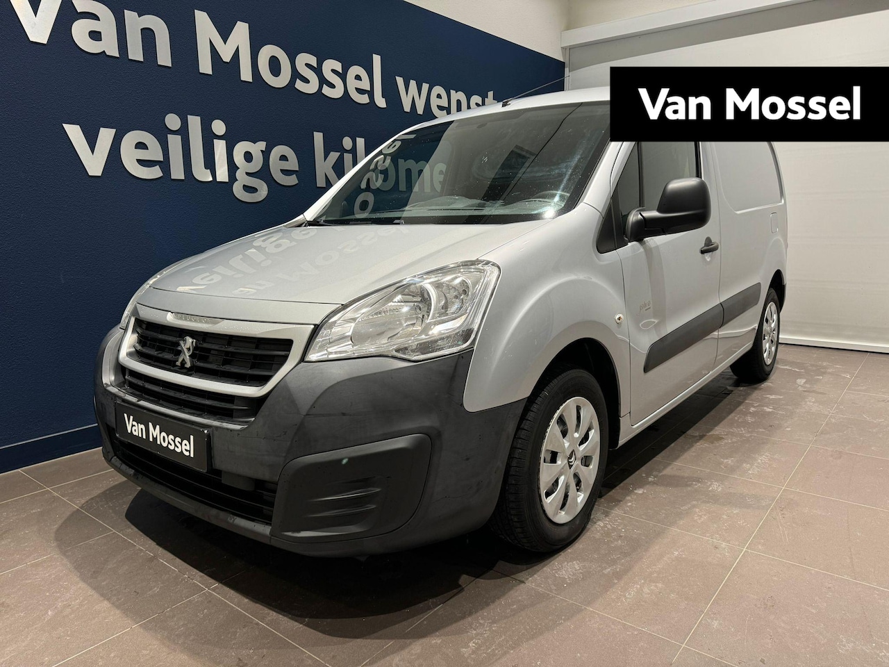 Peugeot Partner - 120 1.6 BlueHDi 75 L1 XR 120 1.6 BlueHDi 75 L1 XR - AutoWereld.nl