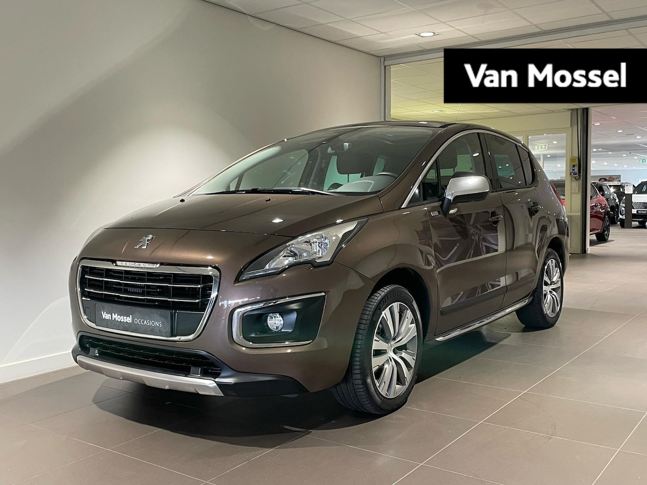 Peugeot 3008 - 1.2 PureTech Style | Panoramadak | Trekhaak | Navigatie - AutoWereld.nl