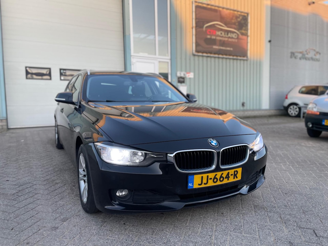 BMW 3-serie Touring - 318d M Sport Edition High Executive (bj 2013) Leer/Navi - AutoWereld.nl