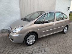 Citroën Xsara Picasso - 1.8i-16V Attraction Airco, Trekhaak, 2e Eigenaar!