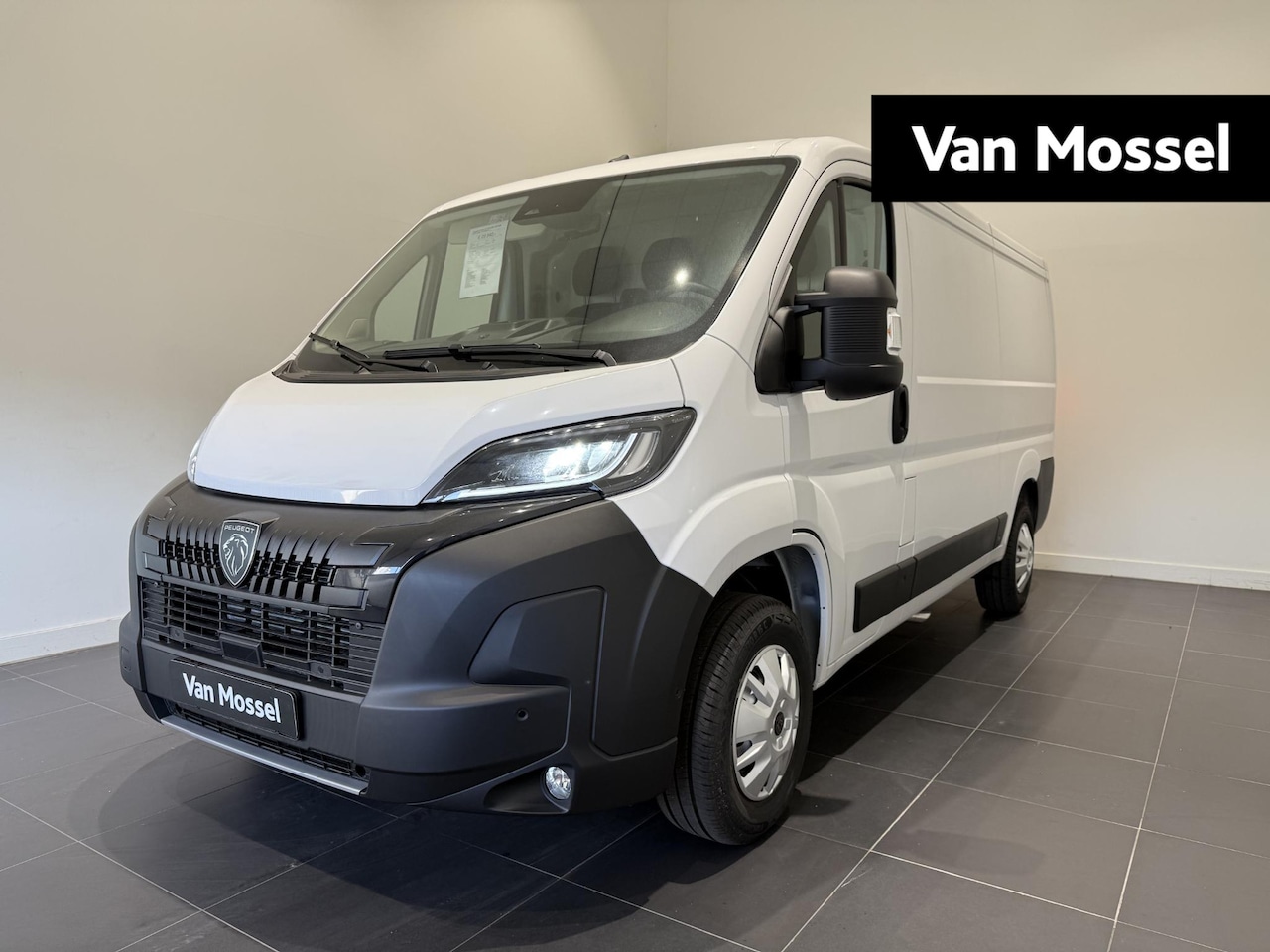 Peugeot Boxer - 2.2 BlueHDi 120 S&S L2H2 3.0t 2.2 BlueHDi 120 S&S L2H2 3.0t - AutoWereld.nl