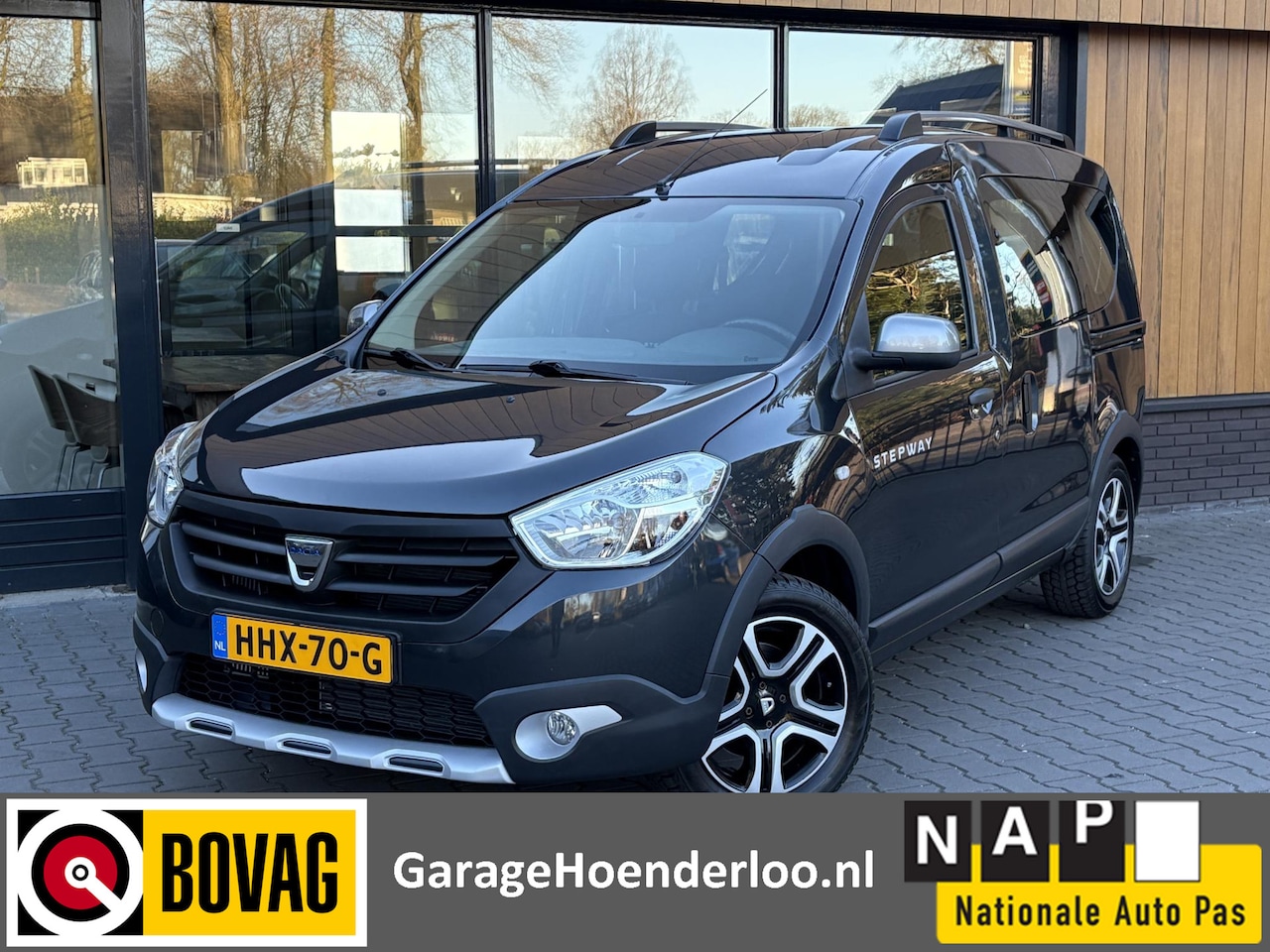 Dacia Dokker - 1.2 TCe Stepway Navi, Cruise, Trekhaak. Garantie - AutoWereld.nl