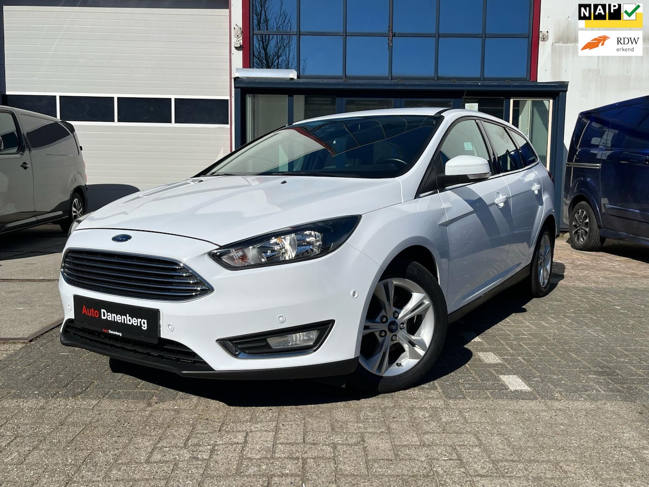 Ford Focus Wagon - 1.0 Titanium 125pk nieuwe distributieriem - AutoWereld.nl