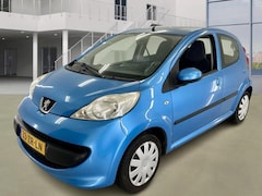 Peugeot 107 - 1.0-12V XS I AIRCO I NAVIGATIE I NL AUTO I ELEK PAKKET