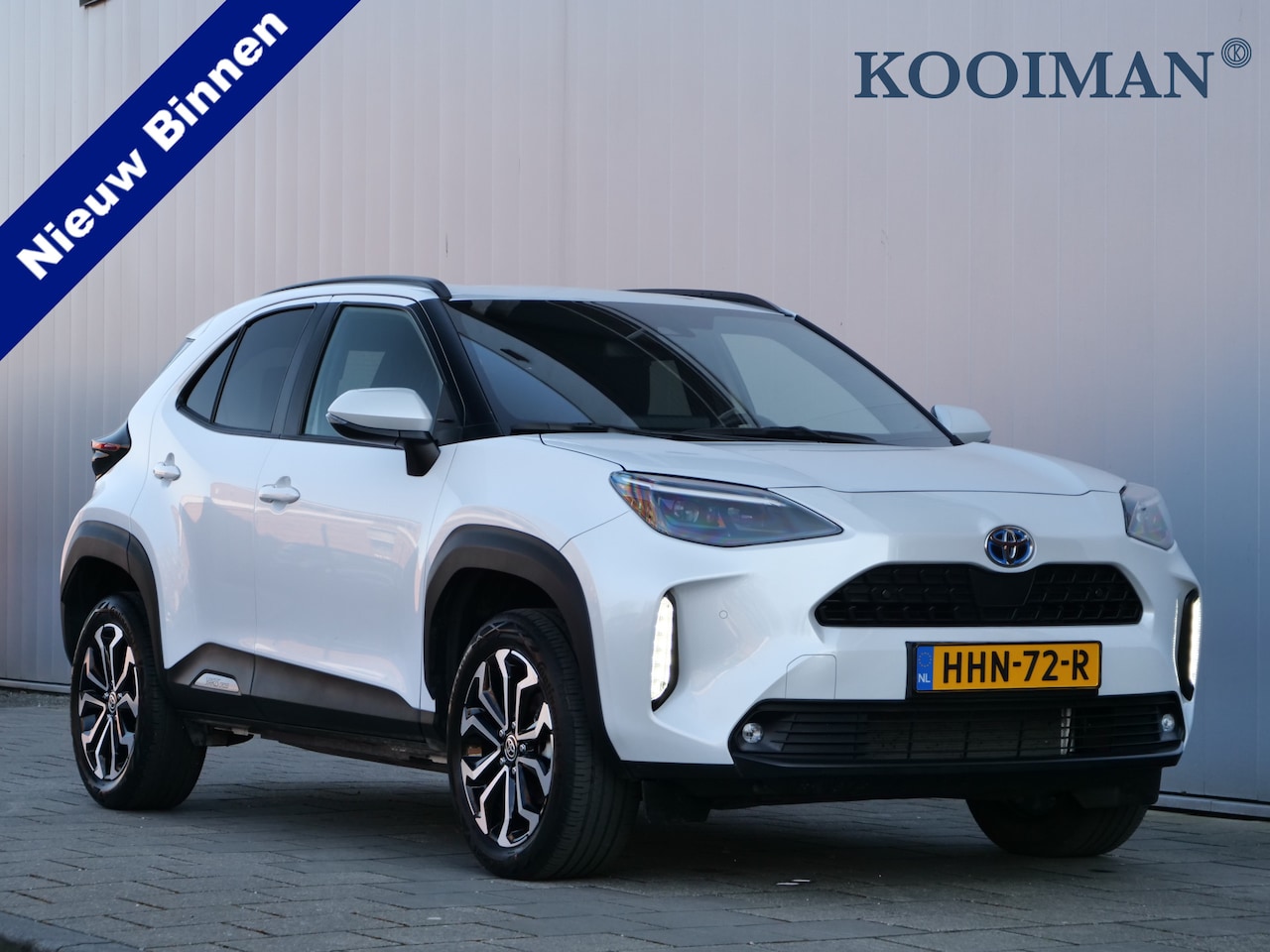 Toyota Yaris Cross - 1.5 Hybrid Business Plus AUTOMAAT LED-koplampen / Aut.Airco / Apple Carplay / Navigatie - AutoWereld.nl