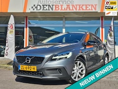 Volvo V40 Cross Country - 1.5 T3 Polar+ Luxury Automaat BJ.2019 / Panodak / Leder / Navi / Keyless / Camera / 18"Lmv