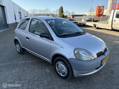 Toyota Yaris - 1.0-16V VVT-i Luna