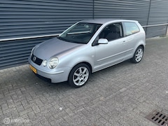 Volkswagen Polo - 1.4-/NWE DB RIEM/ LAGE KM / AIRCO / CRUISE / LM VELGEN NETTE AUTO