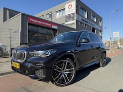 BMW X5 - xDrive45e M-Sport Pano / 22 inch / HUD / 360 / Laser / Vol