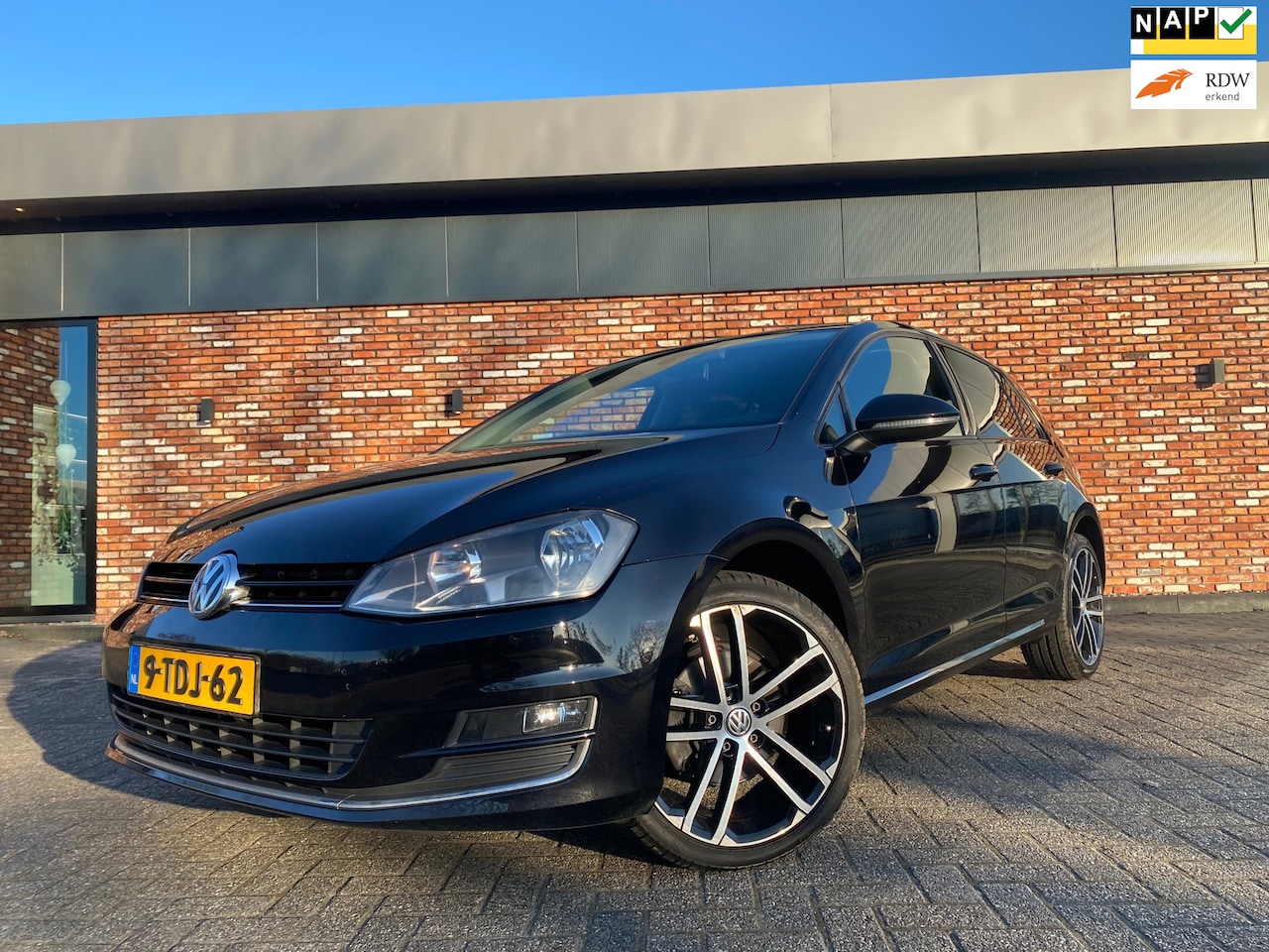 Volkswagen Golf - 1.2 TSI Highline Cruise 18inch Clima Trekhaak bj 2014! - AutoWereld.nl