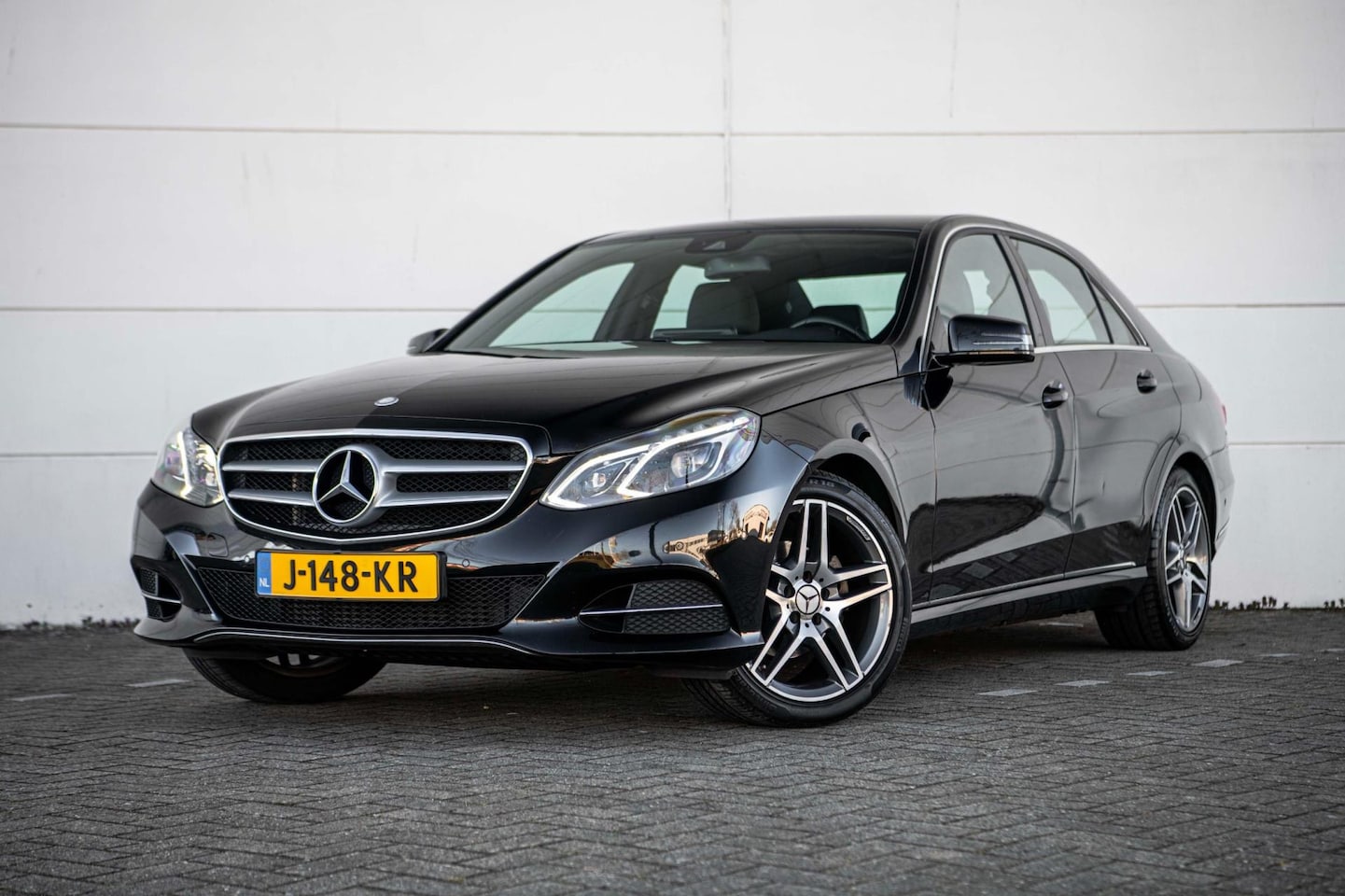 Mercedes-Benz E-klasse - 200 Ambition Avantgarde AMG-Pakket |Xenon|Navi|Cruise| - AutoWereld.nl