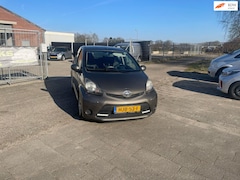 Toyota Aygo - 1.0 VVT-i Dynamic Blue autom