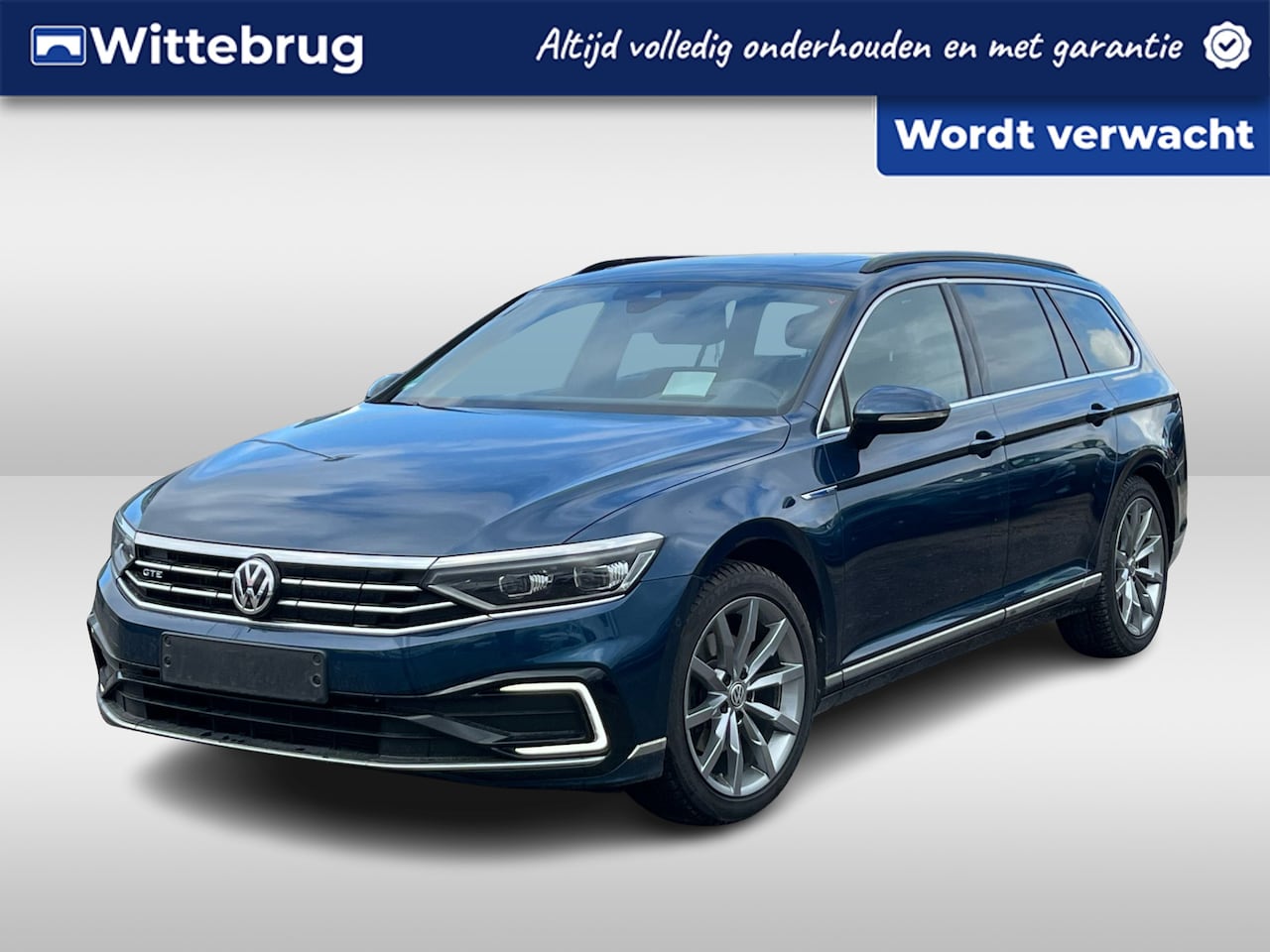 Volkswagen Passat Variant - 1.4 TSI PHEV 218PK GTE / Panoramadak / Digitale Cockpit / Zwenkbare Trekhaak / LED Matrix - AutoWereld.nl