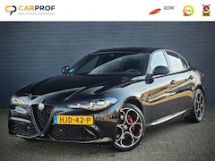 Alfa Romeo Giulia - 2.0 T GME AWD Competizione MY24 / RIJASSISTENTIE / HARMAN-KAR. /