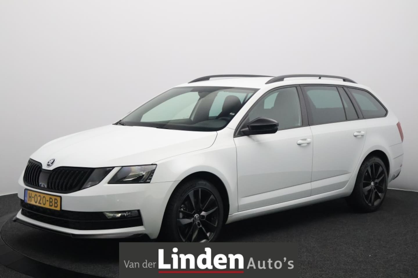 Skoda Octavia Combi - 1.0 TSI Greentech Sport Business | Dab+ | Led | Navigatie - AutoWereld.nl