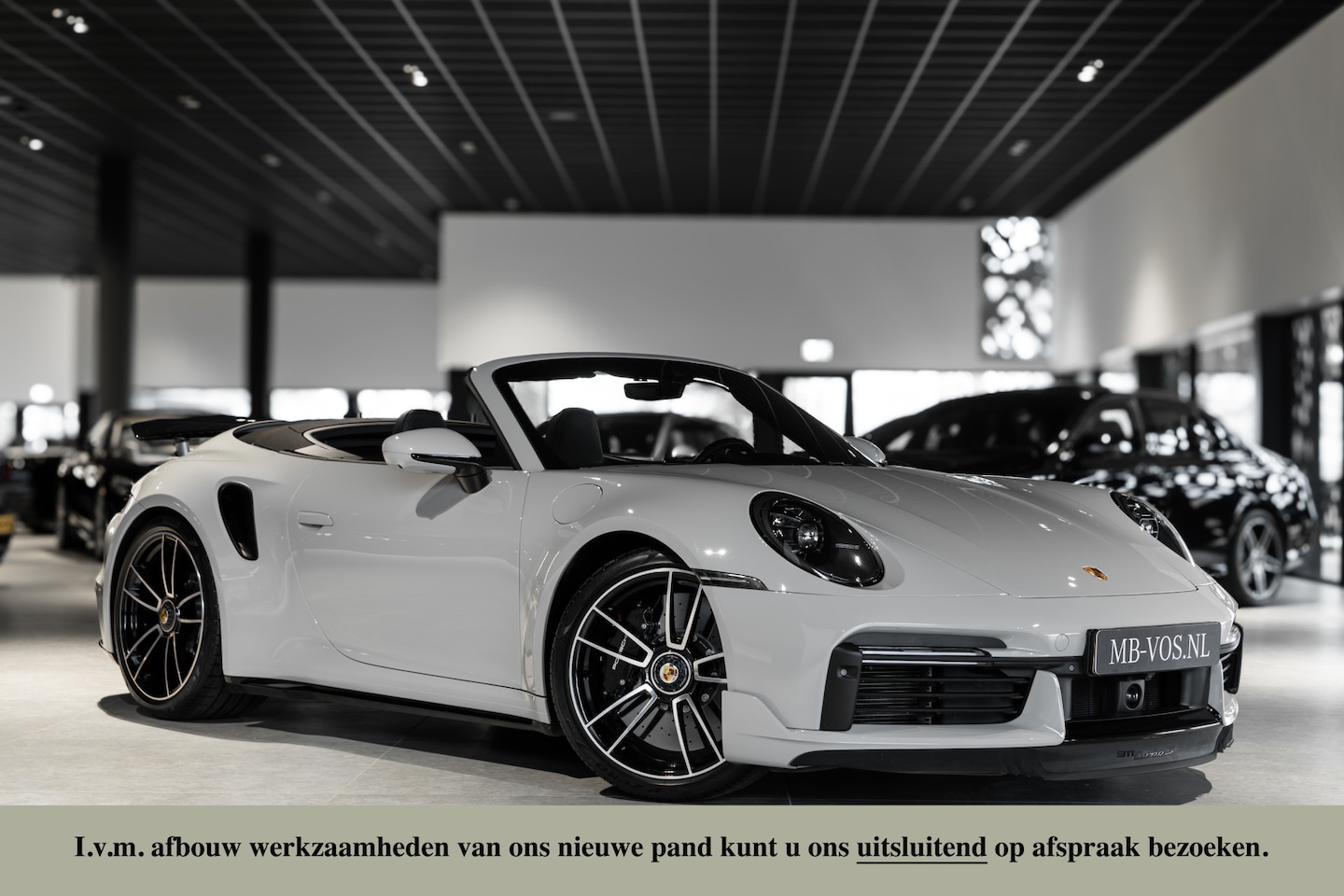 Porsche 911 Cabrio - 3.8 Turbo S Aerokit|Ceramic|Lift|PP|Sportuitlaat|Stoelkoeling|Innodrive|Keyless|Krijt - AutoWereld.nl