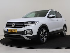 Volkswagen T-Cross - 1.0 TSI Style | Trekhaak | Stoelverwarming | Dodehoek detectie | LED verlichting | Navigat