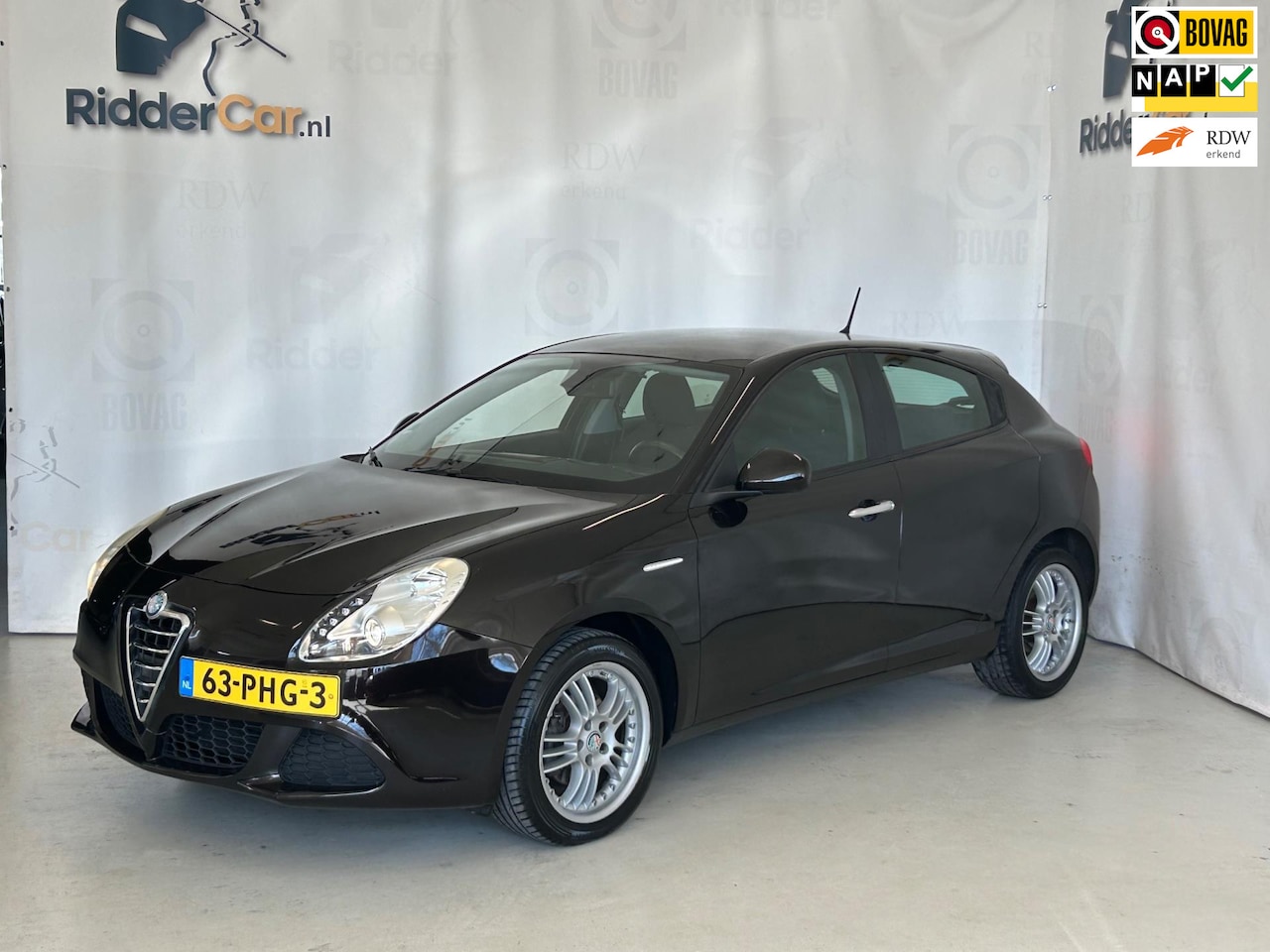 Alfa Romeo Giulietta - 1.4 T Progression|NAP|AIRCO|VELGEN|BOEKJES + 2 SLEUTELS|APK 09-25| - AutoWereld.nl