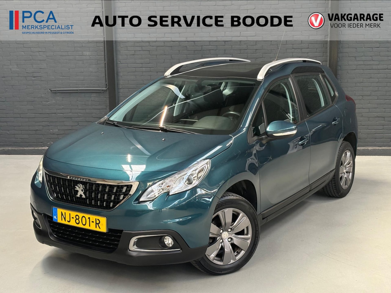 Peugeot 2008 - 1.2 PureTech (82pk) Blue Lion - panoramadak - parkeersensoren - AutoWereld.nl