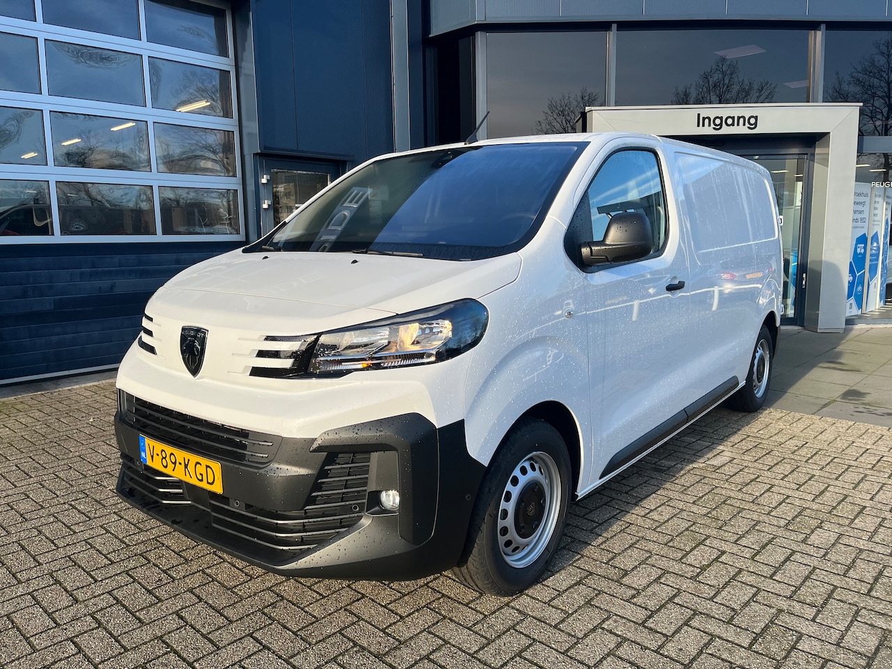 Peugeot Expert - Gesloten Bestel L2H1 2.0 BlueHDi 145 6MT Standaard PeugeotExpert145Standaard| Parkeersenso - AutoWereld.nl