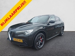 Alfa Romeo Stelvio - 2.0 T AWD Super Automaat, panoramadak, trekhaak, cruise, navigatie, achteruitrijcamera, le