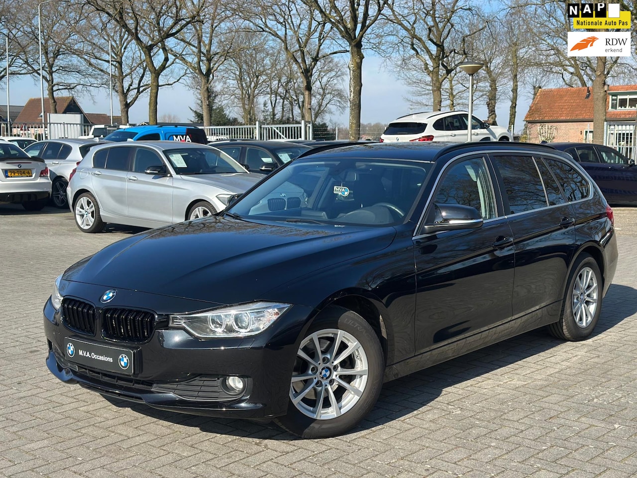 BMW 3-serie Touring - 316i Executive|Nwe Ketting + Klepseals|Navigatie|Xenon|Automaat|Climate control|Nette staa - AutoWereld.nl