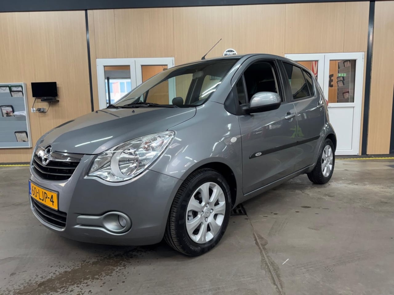 Opel Agila - 1.2 Edition 1.2 Edition - AutoWereld.nl