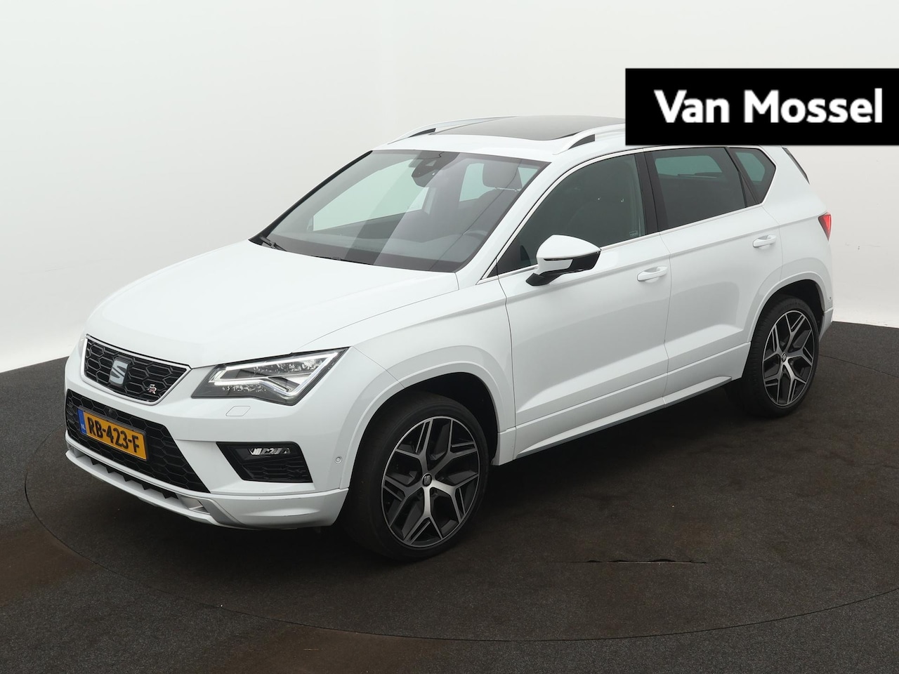 Seat Ateca - 1.4 EcoTSI FR | TREKHAAK | PANORAMADAK | ELEK.LAADKLEP | STOELVERWARMING | CAMERA | DODEHO - AutoWereld.nl