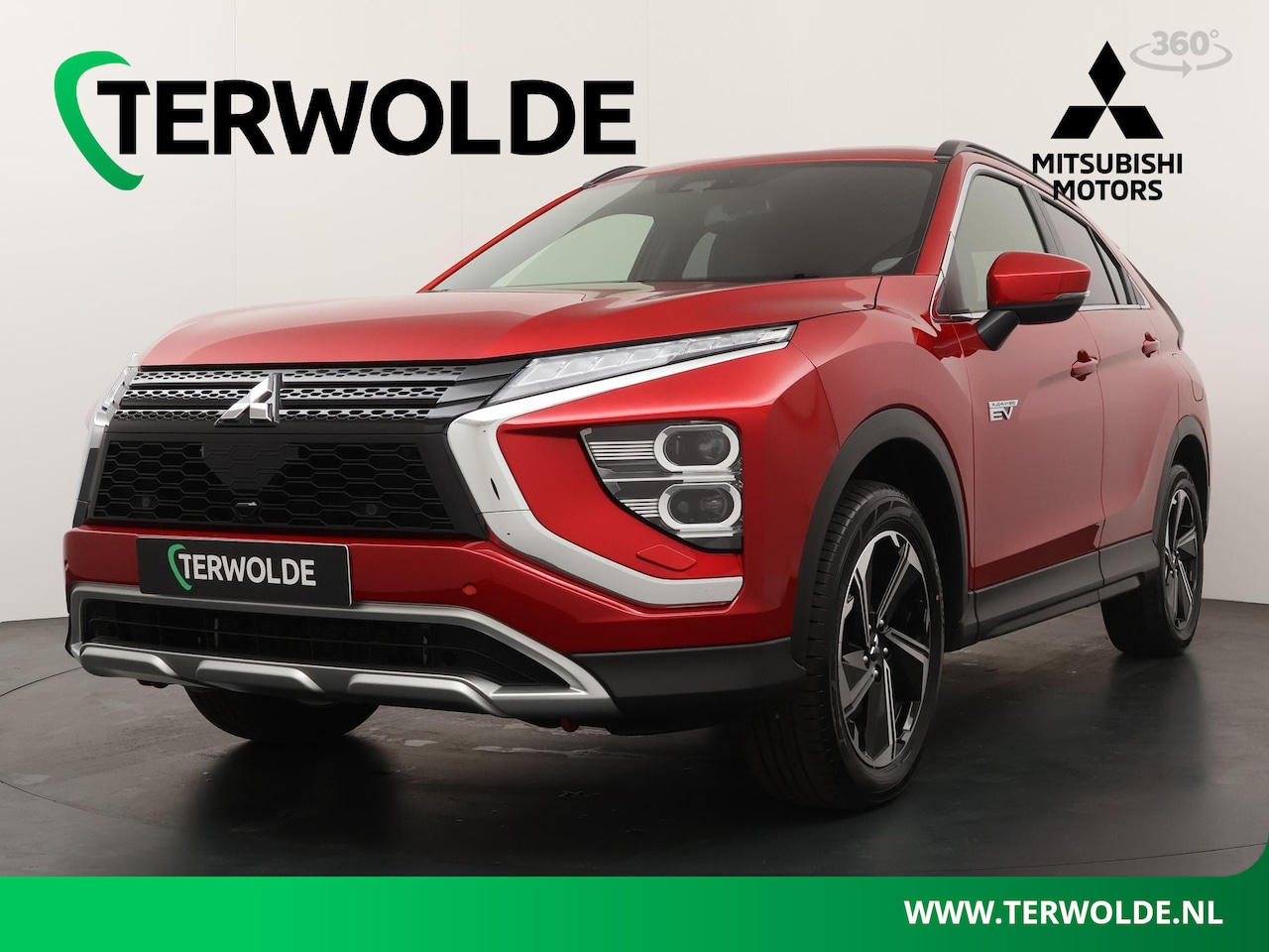 Mitsubishi Eclipse Cross - 2.4 PHEV Intense+ | €8000 KORTING| Stoelverwarming | 4x4 aandrijving | - AutoWereld.nl