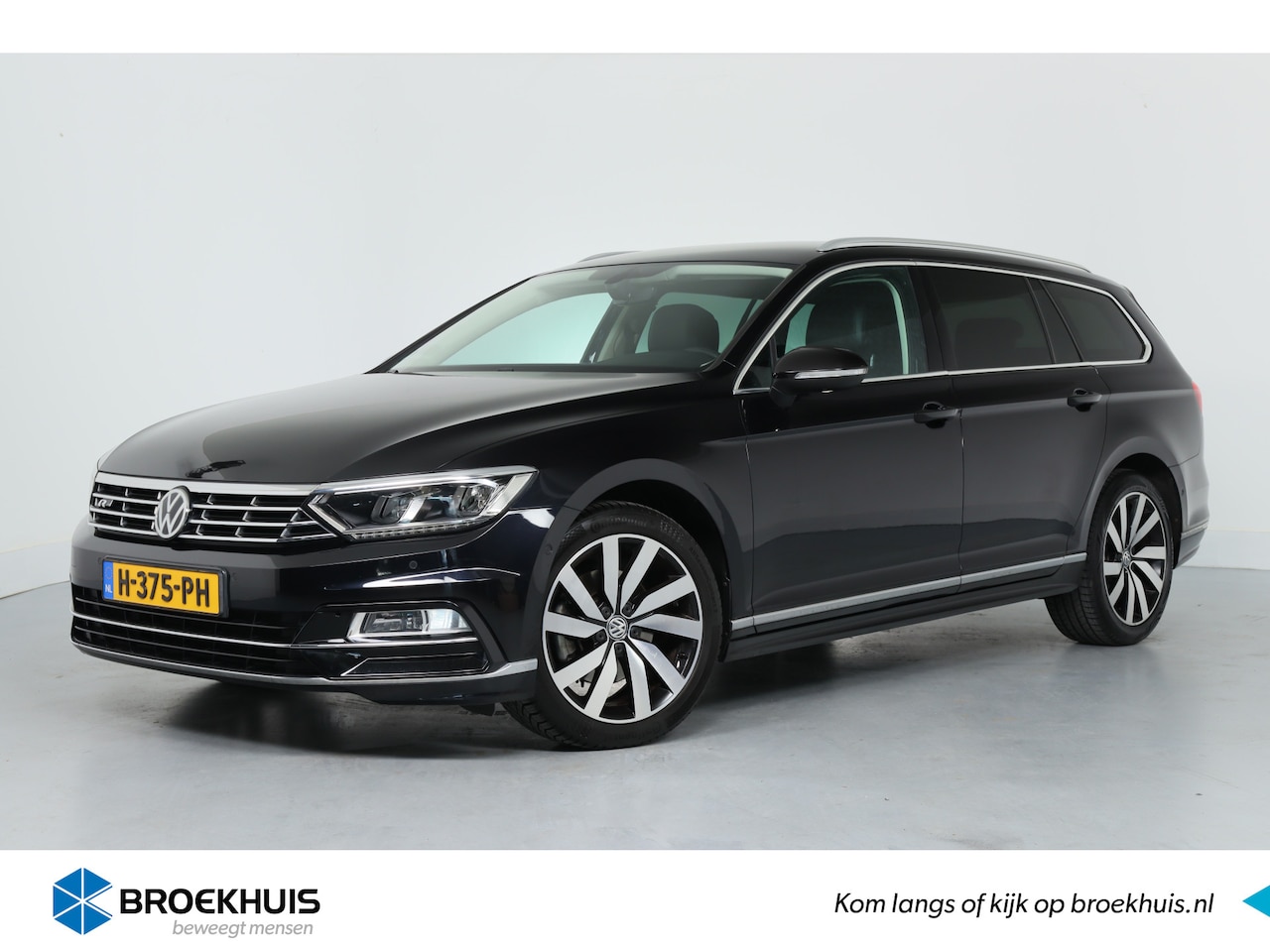 Volkswagen Passat Variant - 1.5 TSI Highline Business R | Dealer Onderhouden! | Trekhaak | Virtual | ErgoComfort | Cru - AutoWereld.nl