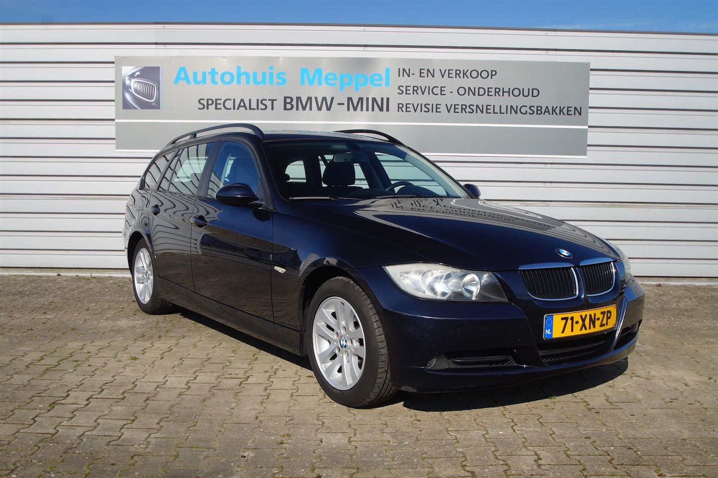 BMW 3-serie Touring - 318d Trekhaak | Navigatie | Cruise control | - AutoWereld.nl