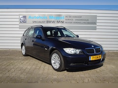 BMW 3-serie Touring - 318d Trekhaak | Navigatie | Cruise control |