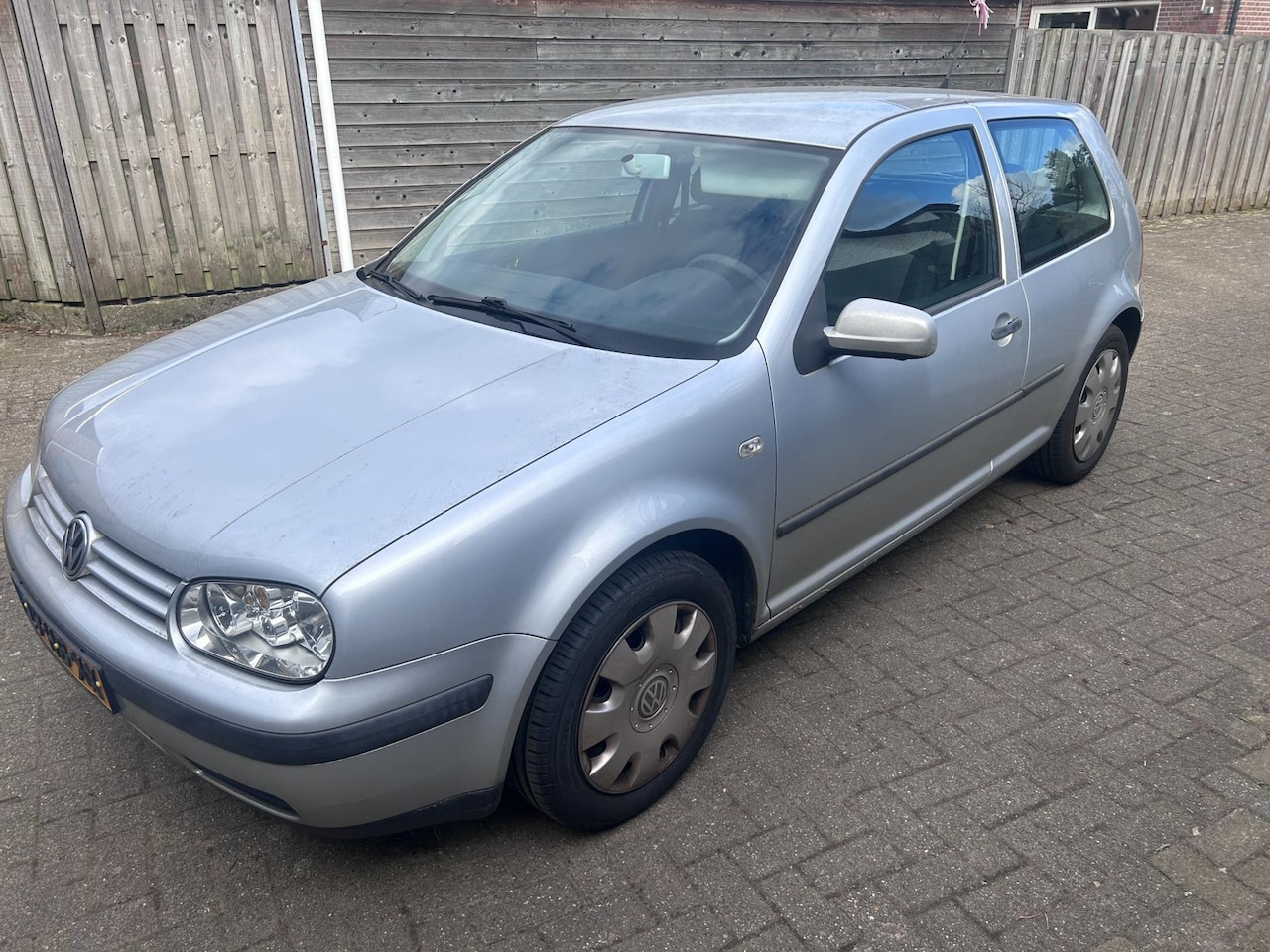 Volkswagen Golf - 1.4-16V Master Edition 1.4-16V Master Edition - AutoWereld.nl