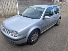 Volkswagen Golf - 1.4-16V APK VERLOPEN