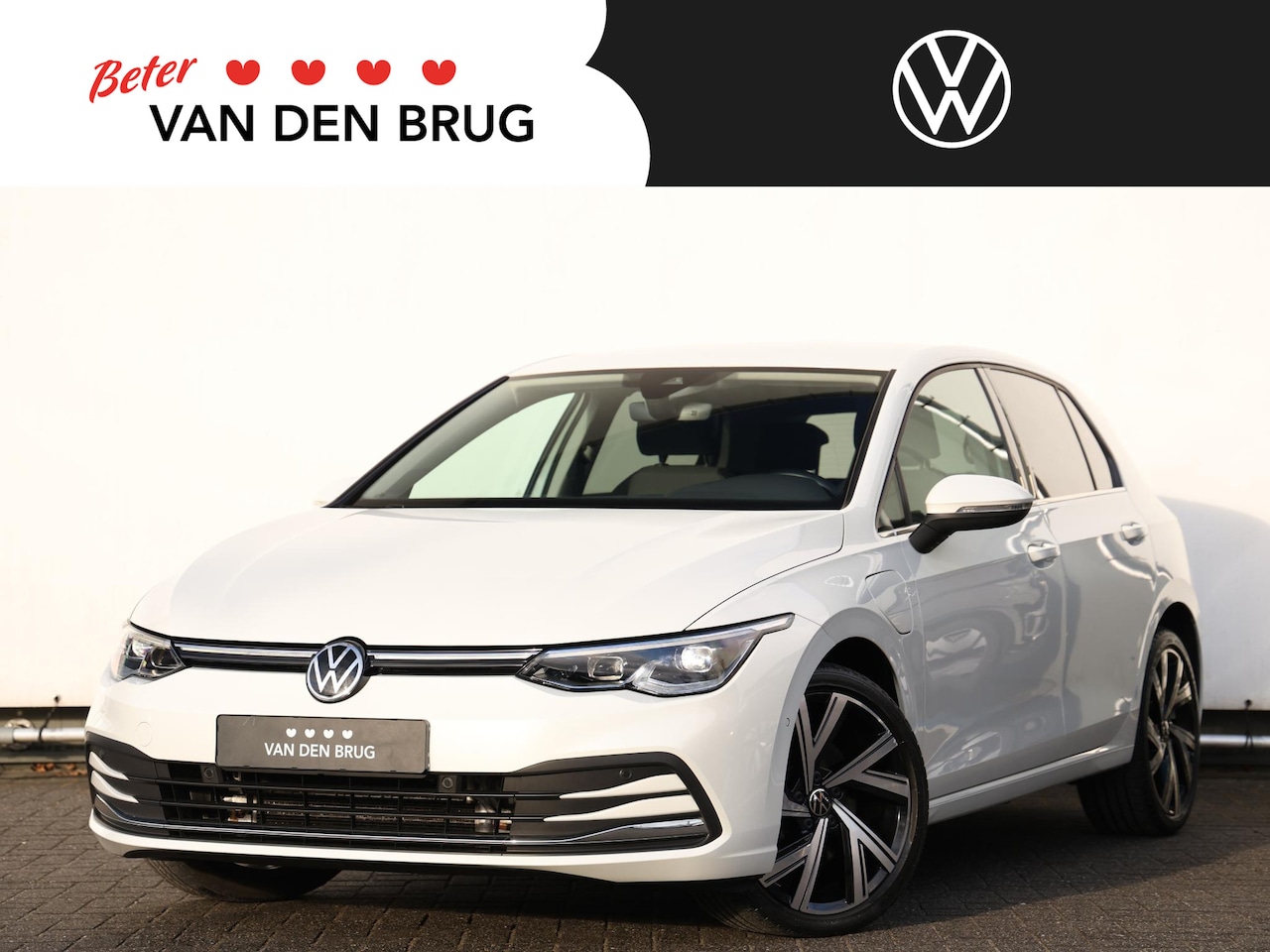 Volkswagen Golf - 1.4 eHybrid Style 204PK Automaat | Navigatie | Stoelverwarming | | Stuurverwarming | Keyle - AutoWereld.nl