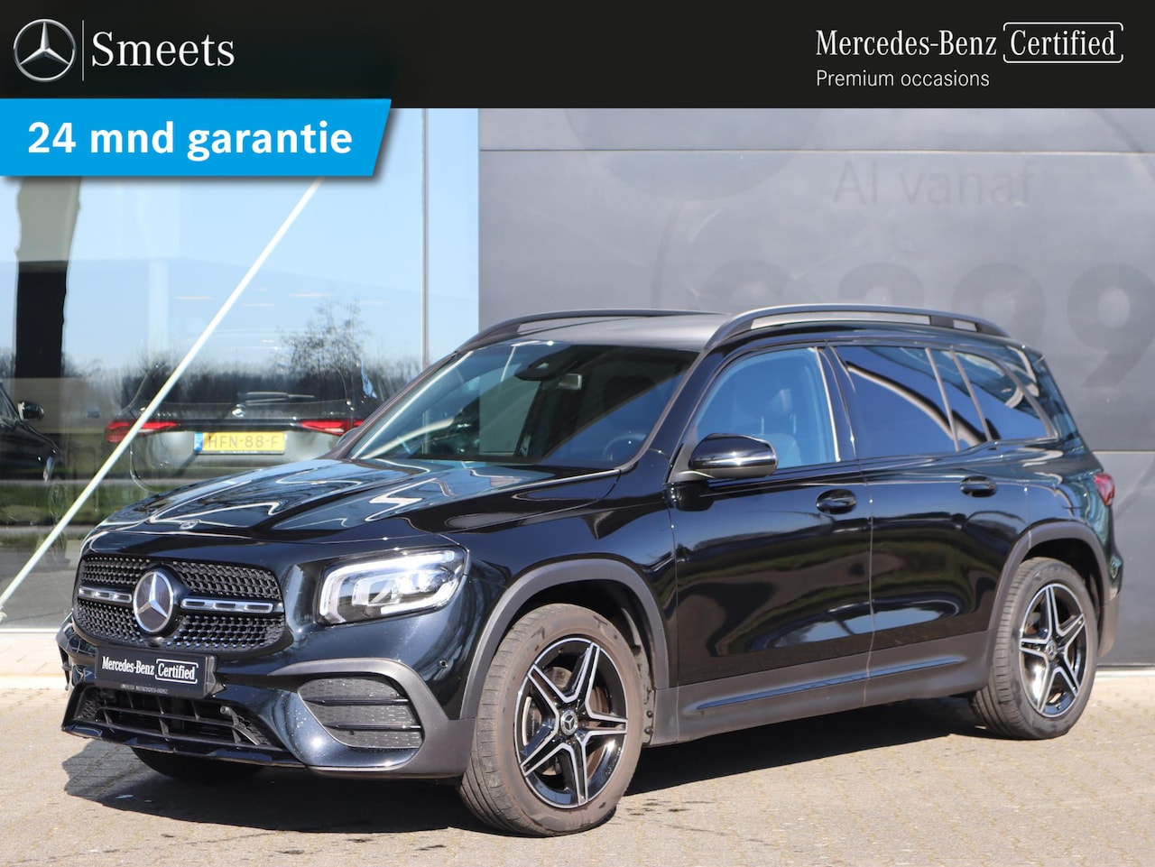 Mercedes-Benz GLB - 200 Business Solution AMG Dodehoekassistent | Camera| LED | Navigatie | Automaat - AutoWereld.nl