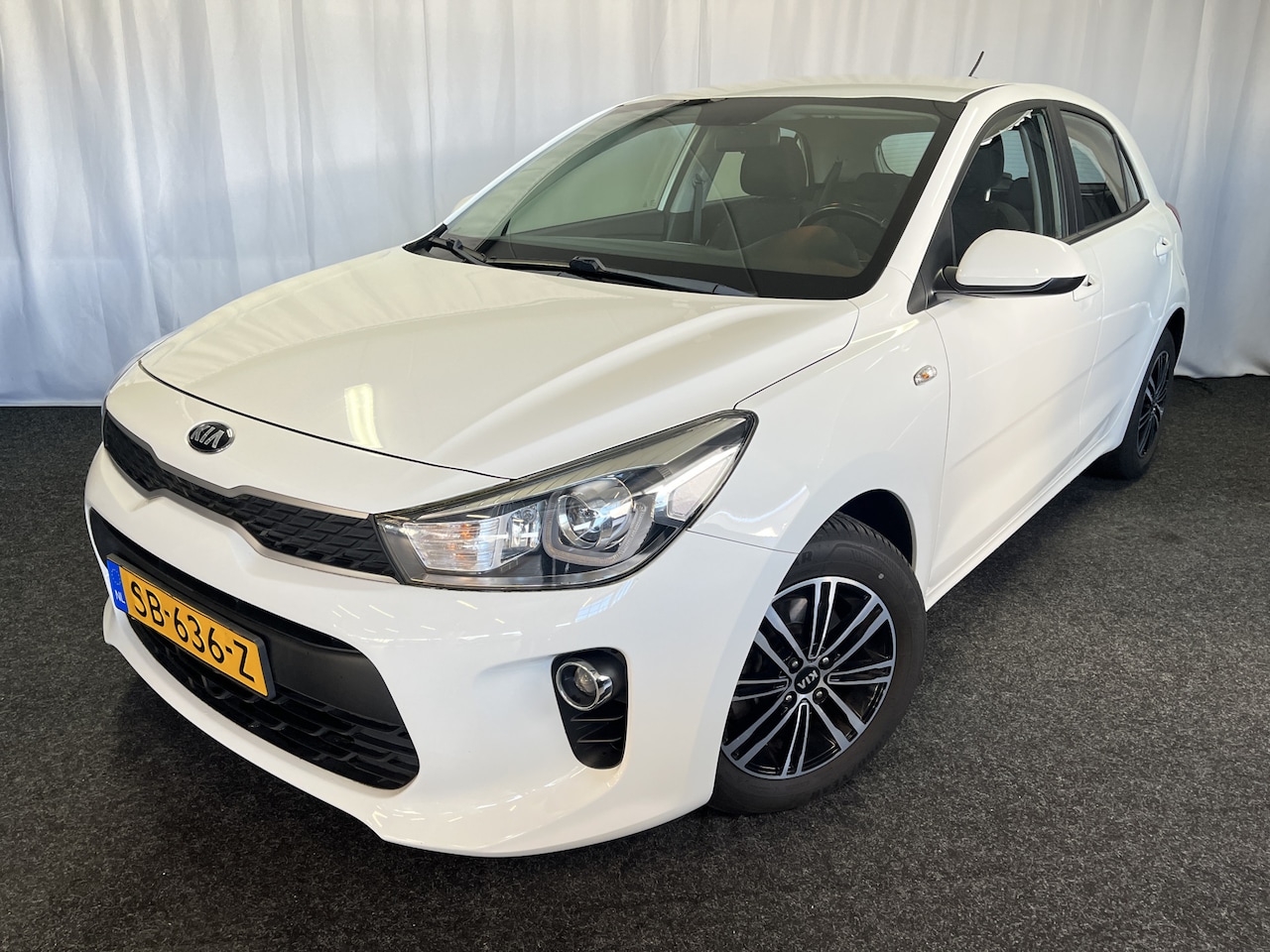 Kia Rio - 1.0 TGDI ComfortPlusLine Navigator AIRCO/APPLE/CAMERA/CRUISE/LMV - AutoWereld.nl