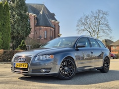 Audi A4 Avant - 3.2 FSI q. Pro Line