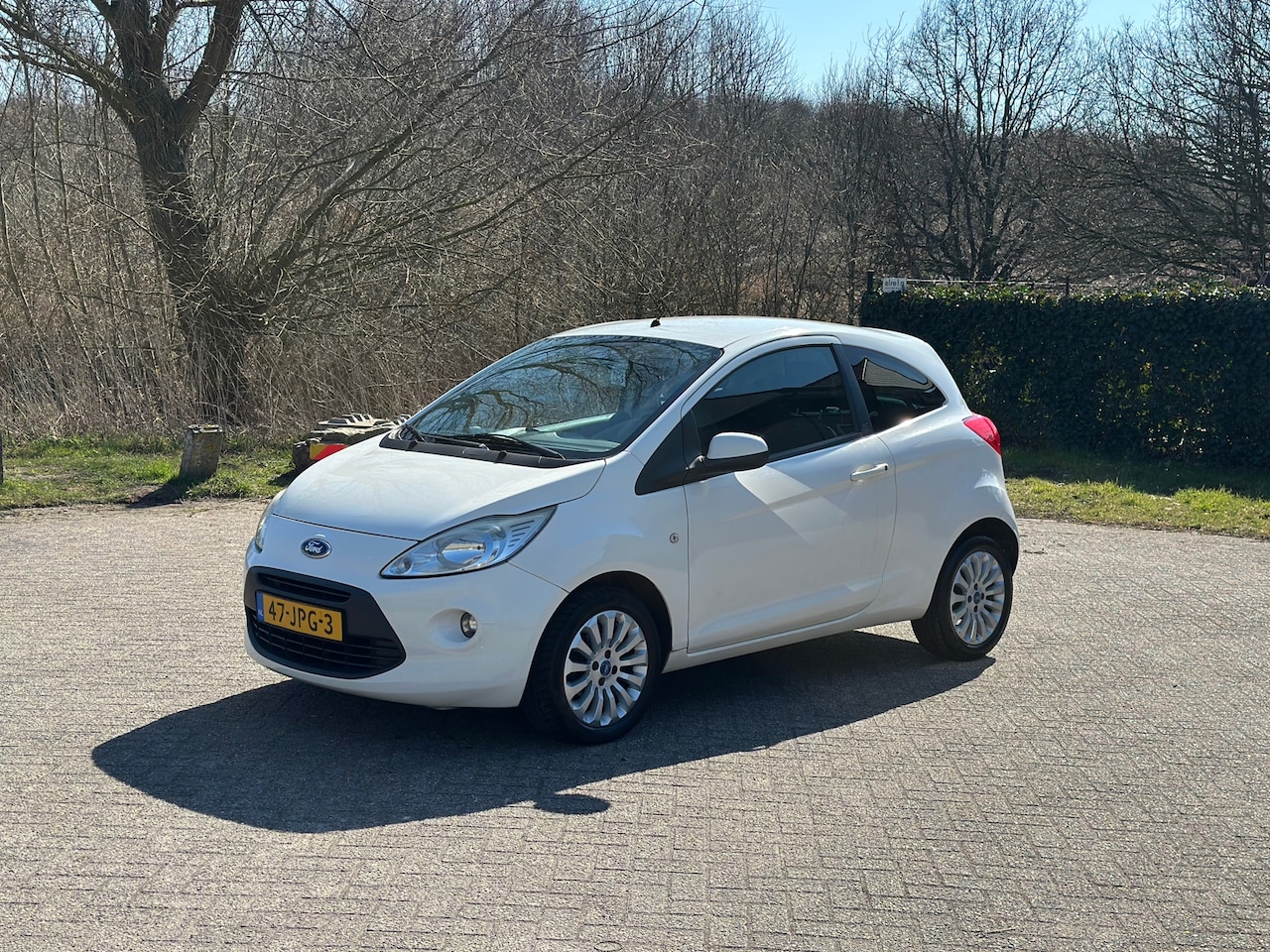 Ford Ka - 1.2 Titanium AIRCO I RIEM REEDS VV I NL AUTO - AutoWereld.nl