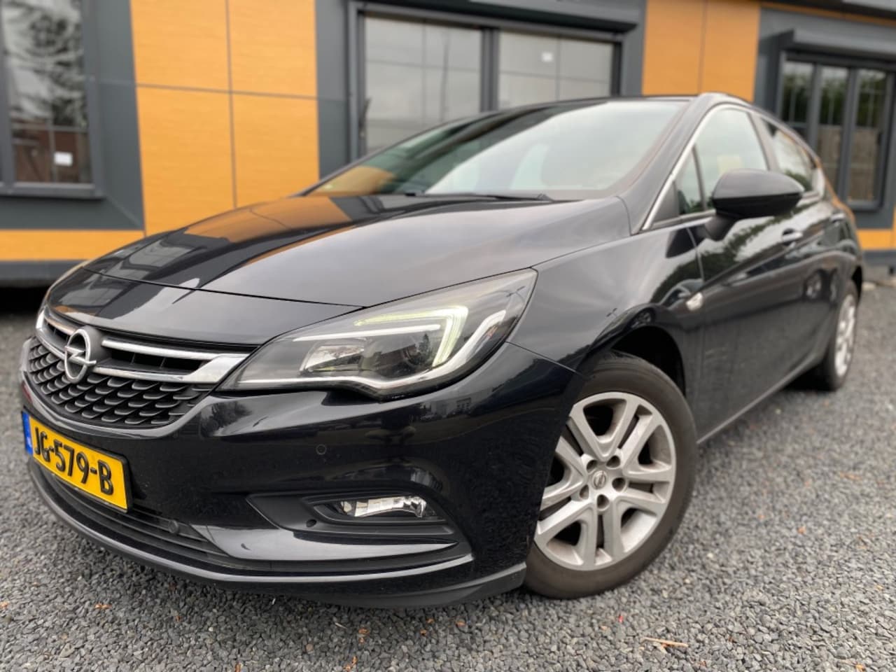 Opel Astra - 1.0 BUSINESS+ NAVI PDC ECC TREKHAAK - AutoWereld.nl