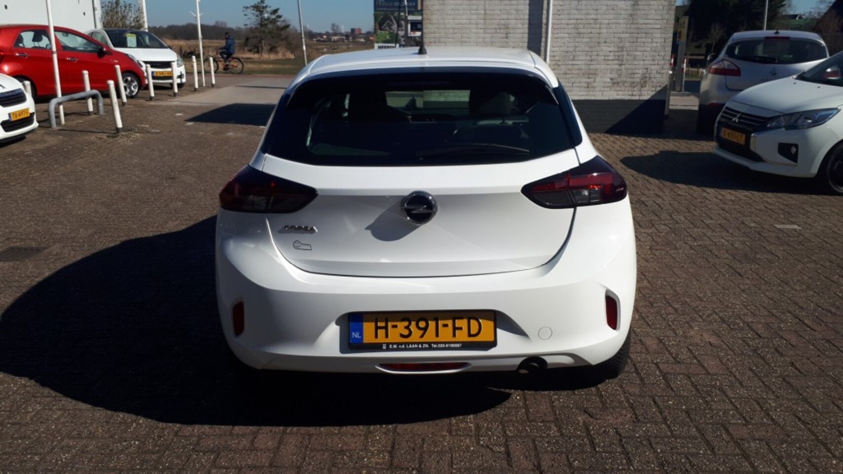 Opel Corsa - 1.2 Edition RADIO/AIRCO/NAVI/CRUISE/ELEC.SPIEGELS+RAMEN VOOR