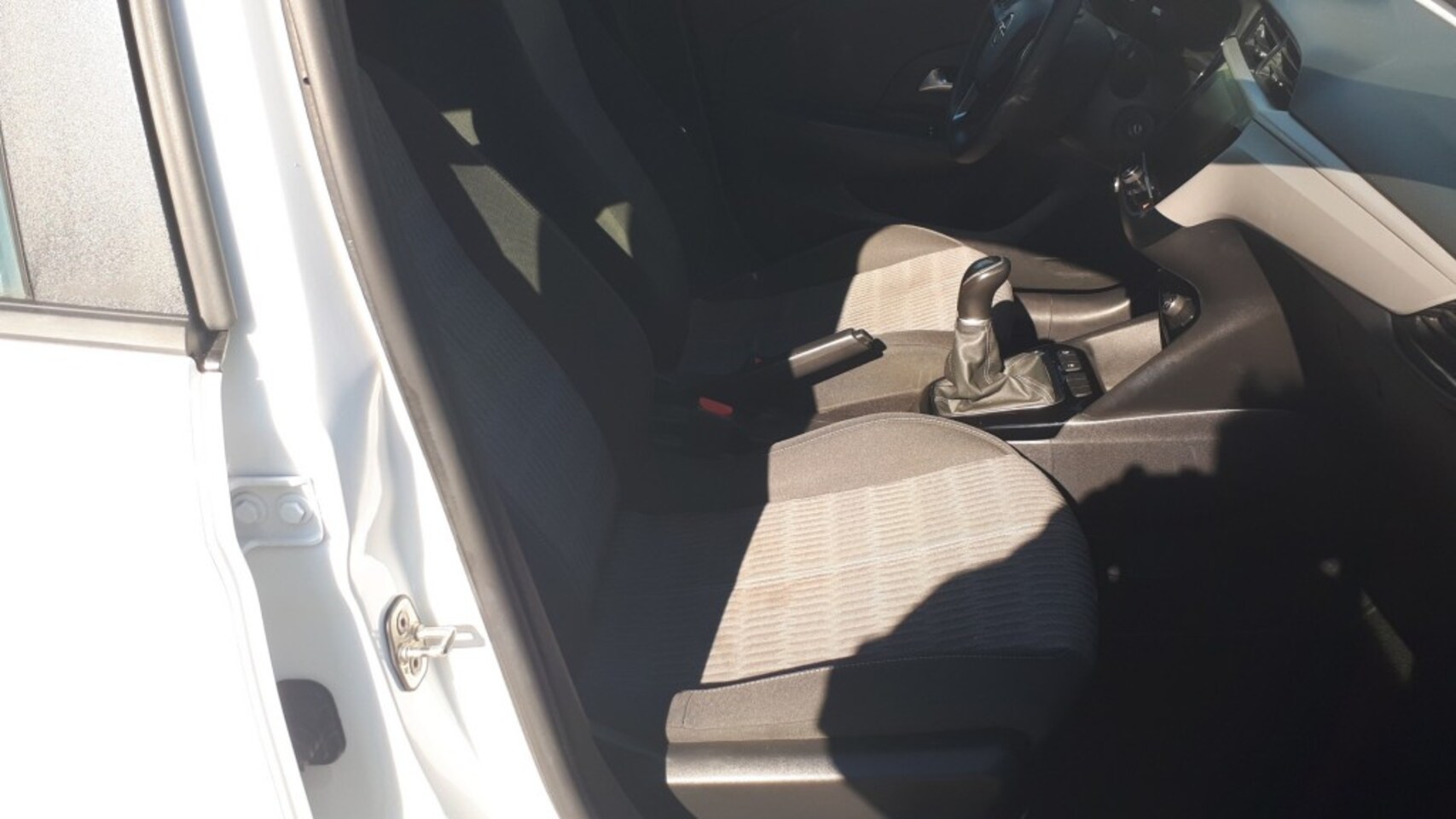 Opel Corsa - 1.2 Edition RADIO/AIRCO/NAVI/CRUISE/ELEC.SPIEGELS+RAMEN VOOR
