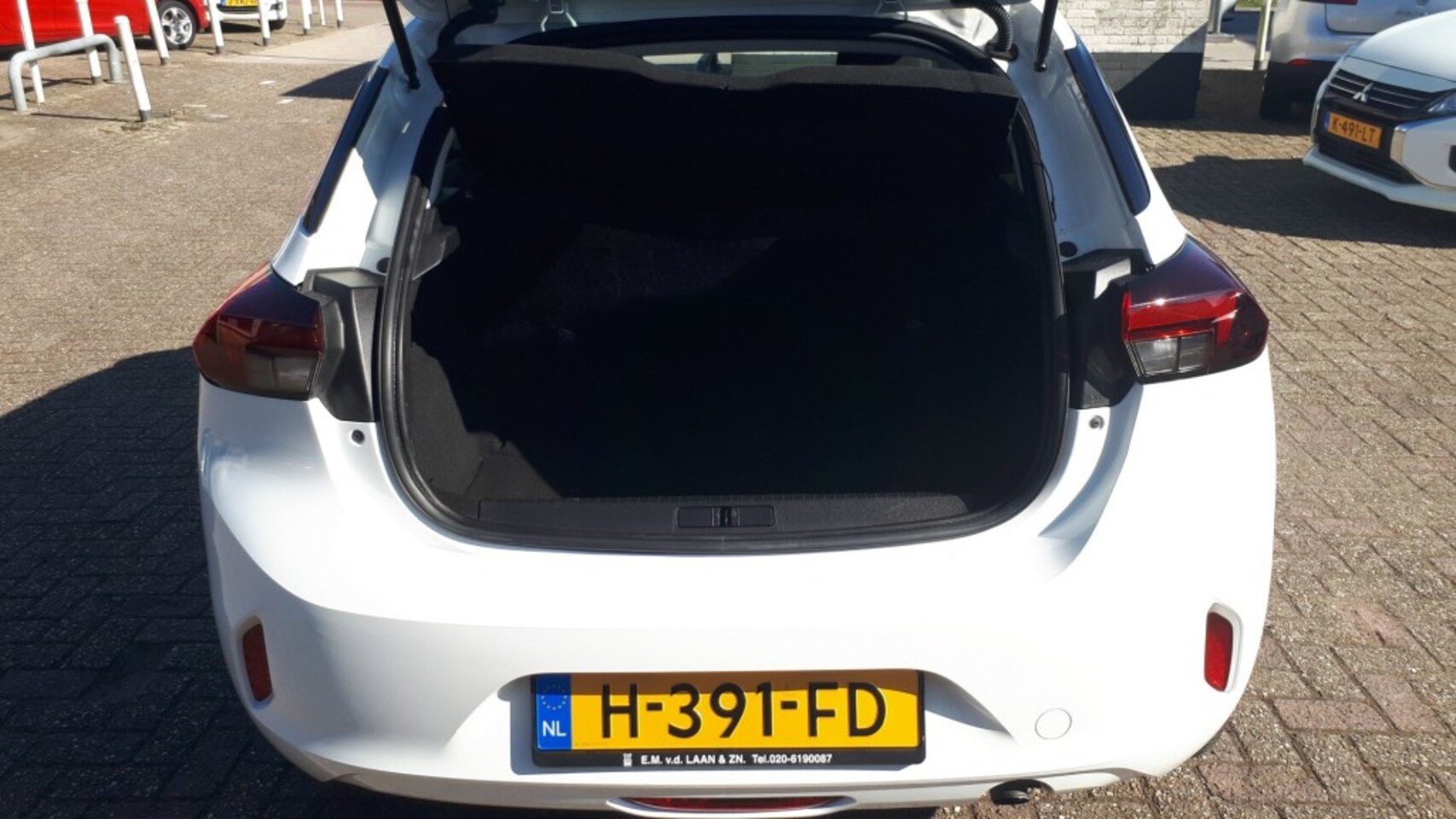 Opel Corsa - 1.2 Edition RADIO/AIRCO/NAVI/CRUISE/ELEC.SPIEGELS+RAMEN VOOR