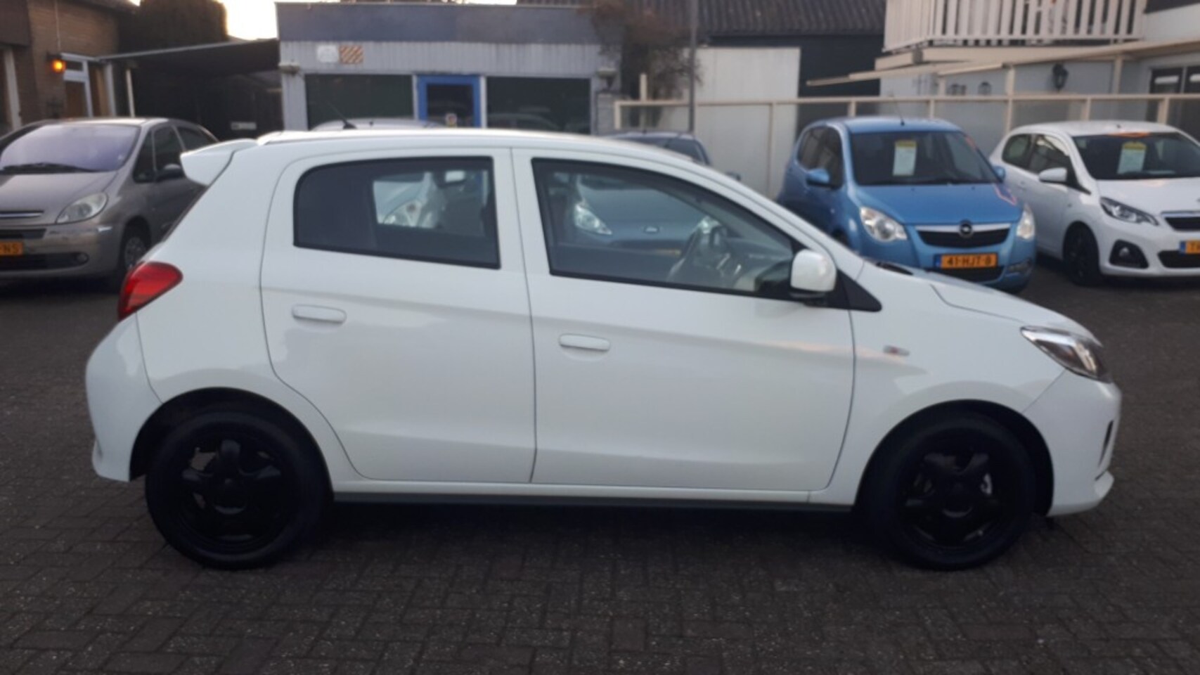 Mitsubishi Space Star - 1.0 Cool+  RADIO CD/AIRCO/LMV/ELEC.RAMEN+SPIEGELS