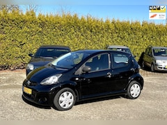 Toyota Aygo - APK NIEUW AIRCO 5 DEURS PERFECT RIJDEND 2011