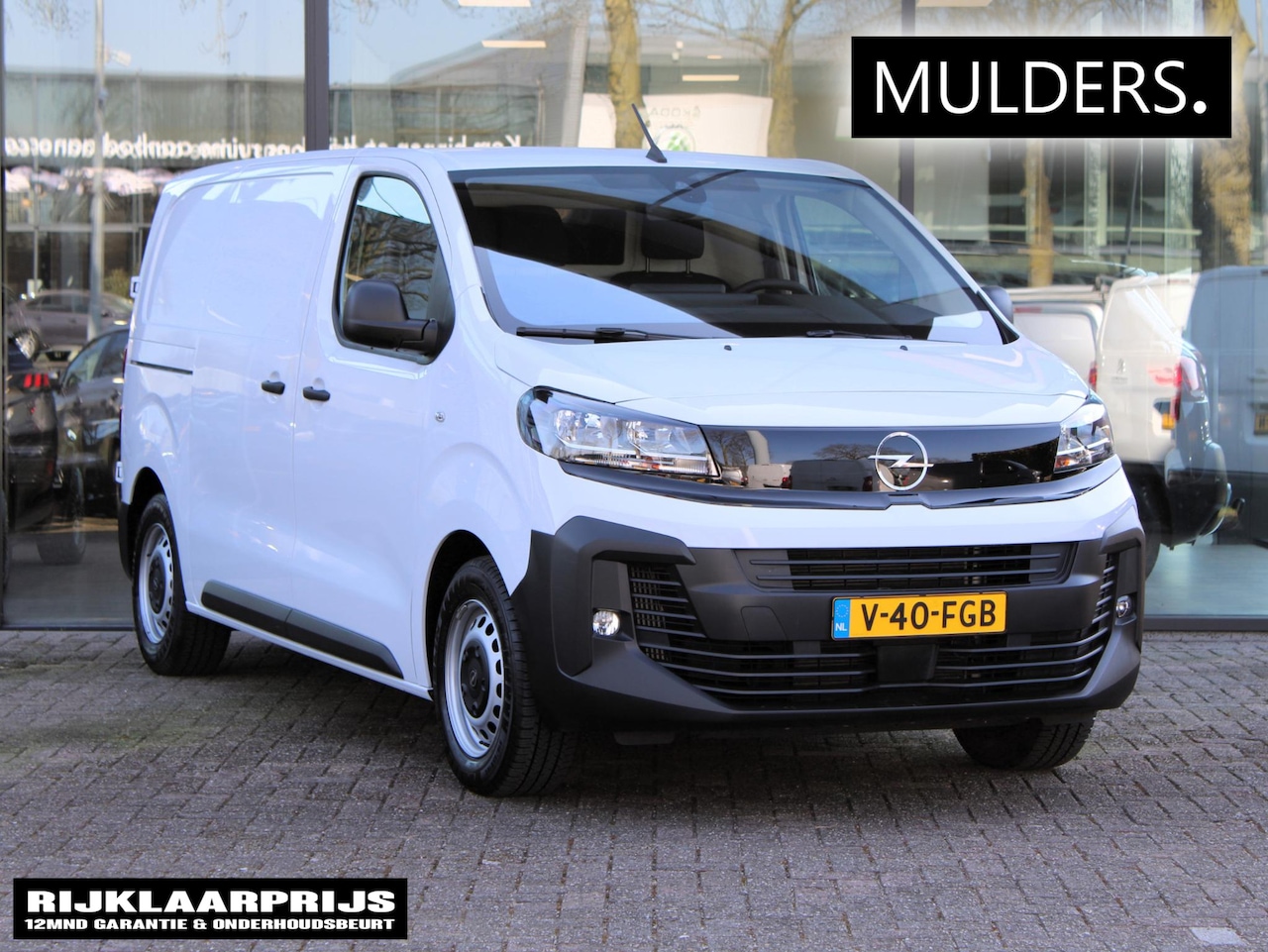 Opel Vivaro - 2.0 Diesel 145 L2 | Navi / Camera / Trekhaak - AutoWereld.nl