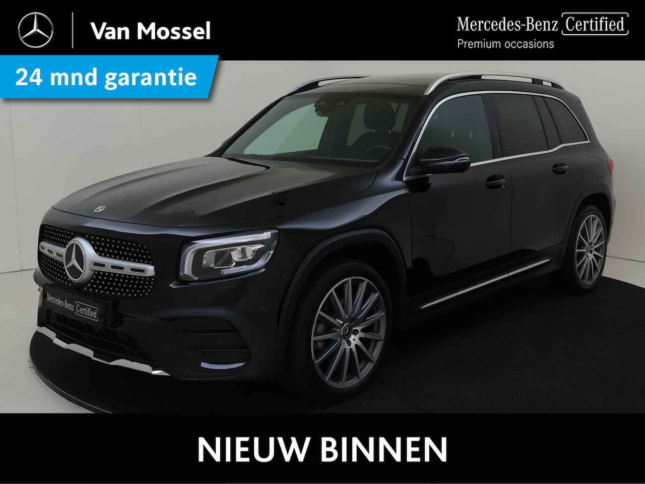 Mercedes-Benz GLB - 180 AMG Line / Panoramadak/ 20 inch/ Sfeerverlichting - AutoWereld.nl